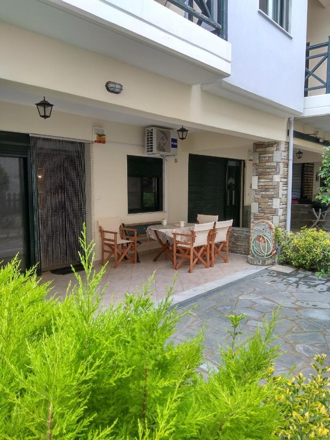 Cute Maisonette No2 On Coastal Sidewalk Nikiti  Ngoại thất bức ảnh